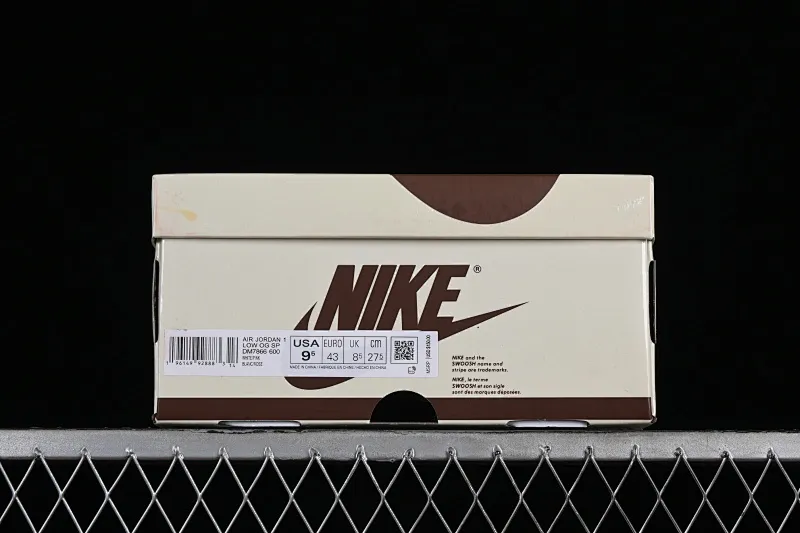 All categories Air Jordan Jordan series basketball shoes Air Jordan 1 Low Travis Scott x Air Jordan 1 Low OG AJ1 Joe 1 undercut low DM7866-600